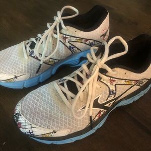 Mizuno Wave Inspire 10